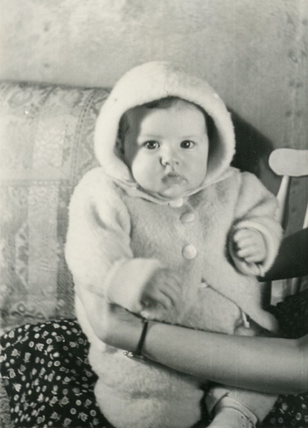 File:Sonja Benson baby.jpg